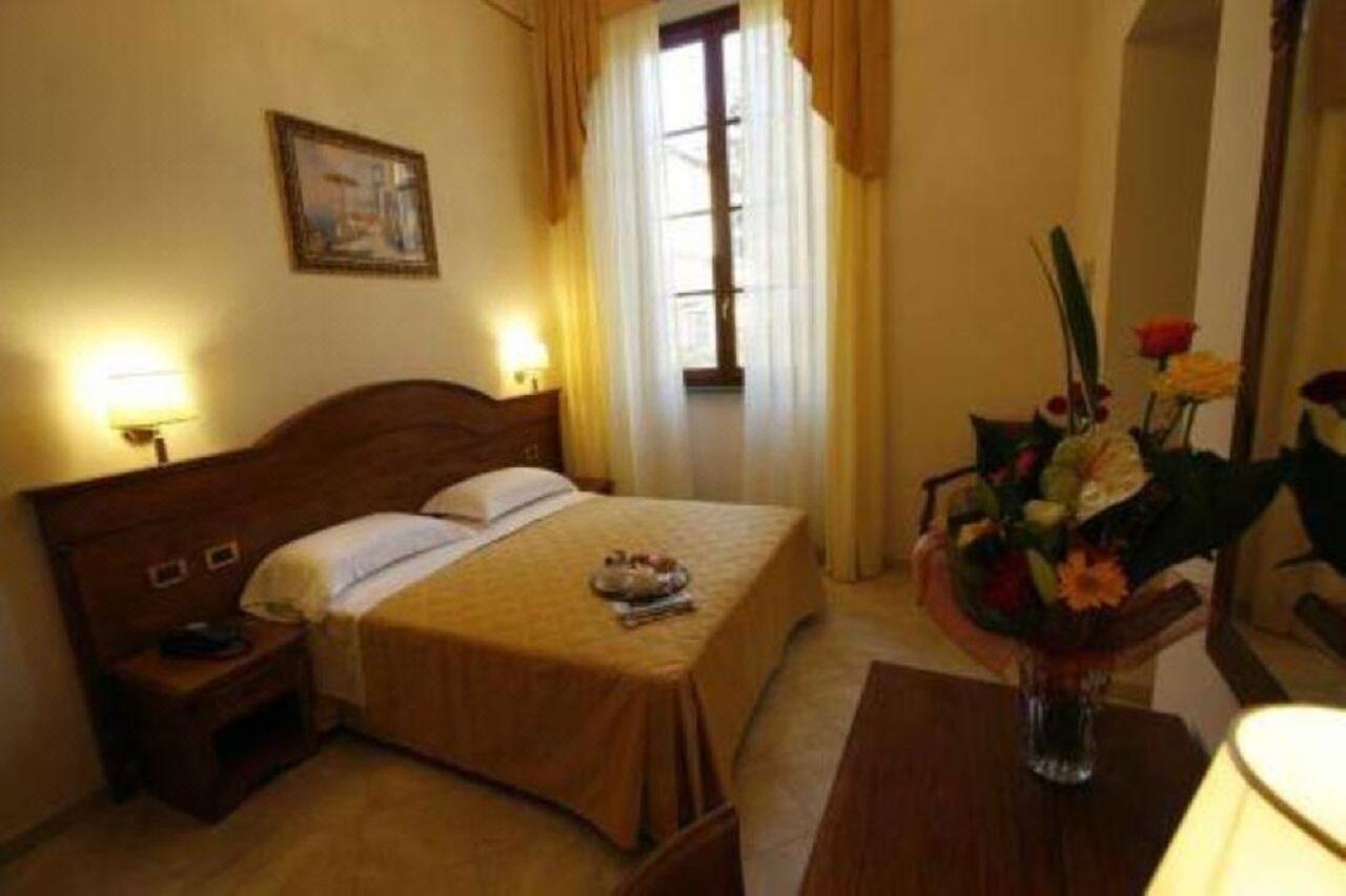 Hotel Il Duca Флоренция Стая снимка