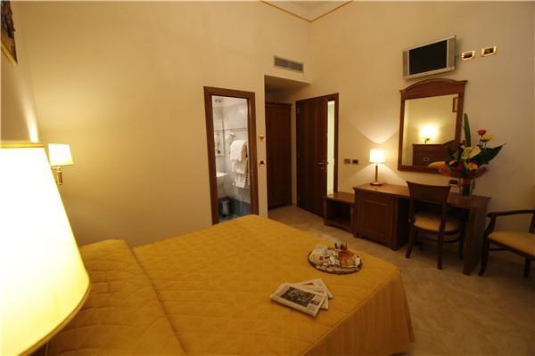 Hotel Il Duca Флоренция Екстериор снимка